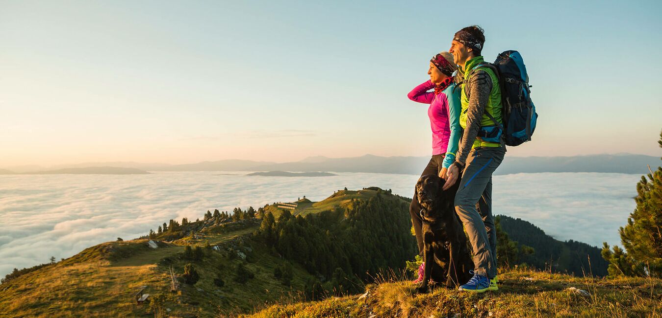 Wanderung über der Wolkengrenze am Katschberg