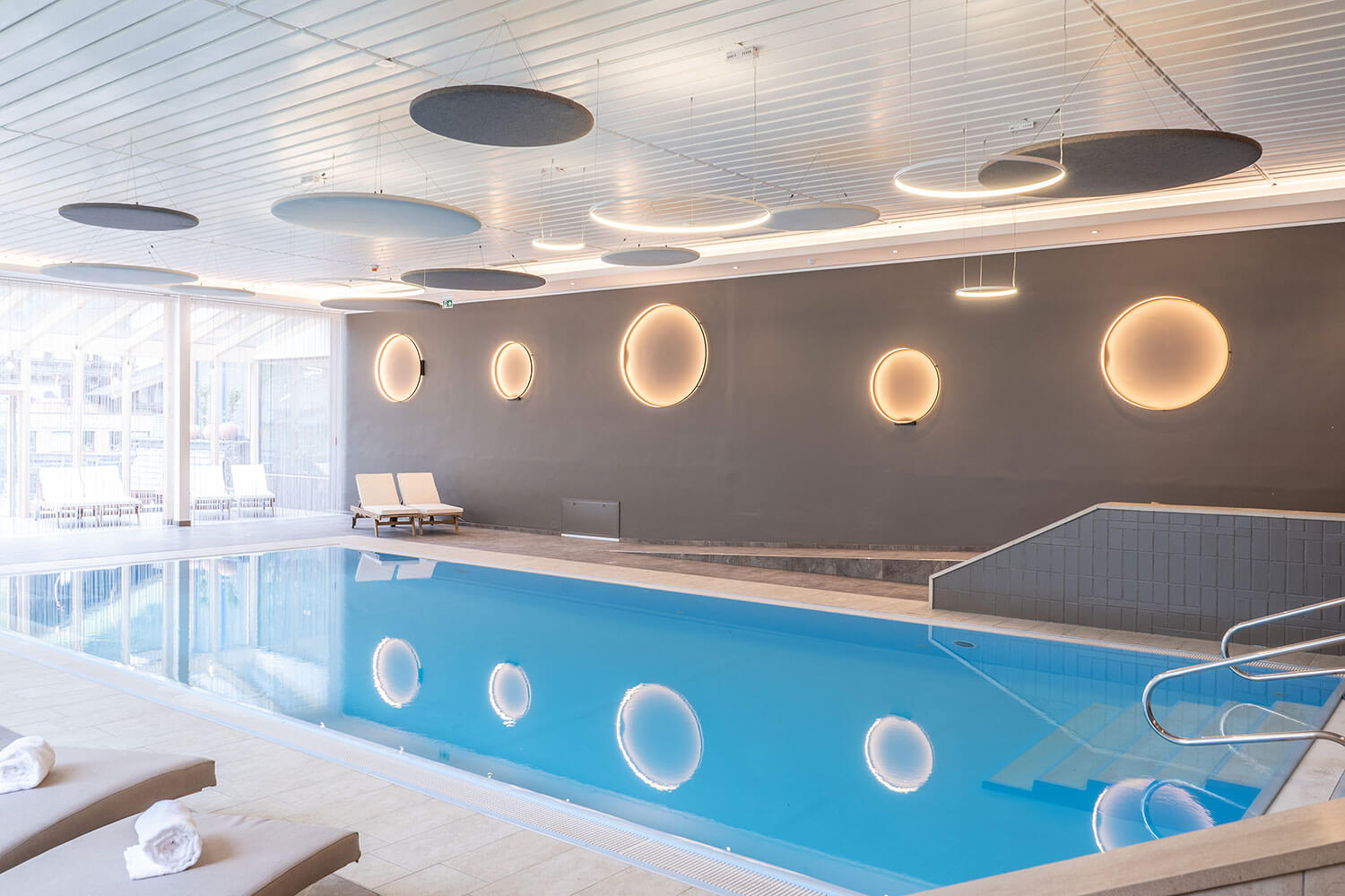 Wellnessbereich mit Pool im Hotel Das Katschberg